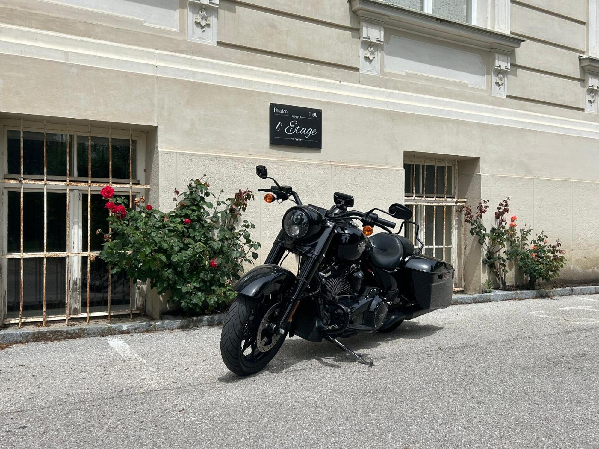 Pension L'Etage ملك المظهر الخارجي الصورة